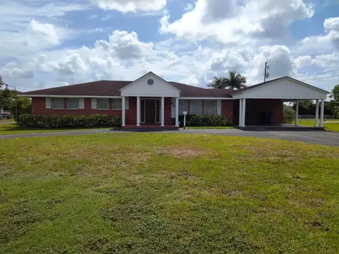 925 NE 18th Street Belle Glade FL 33430
