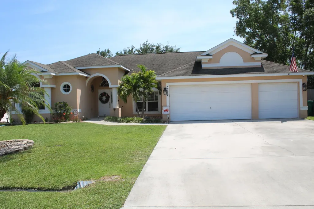 5247 NW Gamma Street Port St Lucie FL 34986