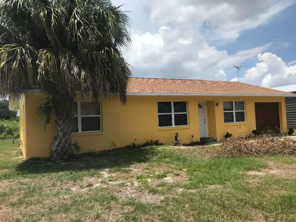 113 White Avenue NE Lake Placid FL 33852