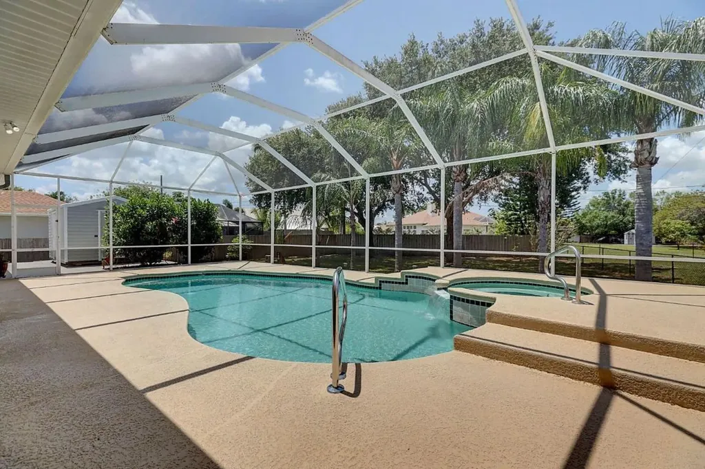 2802 SE Peru Street Port St Lucie FL 34984