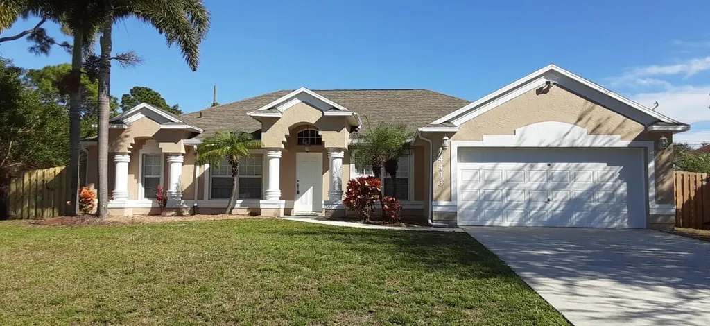 4413 SW Gainsboro Street Port St Lucie FL 34953