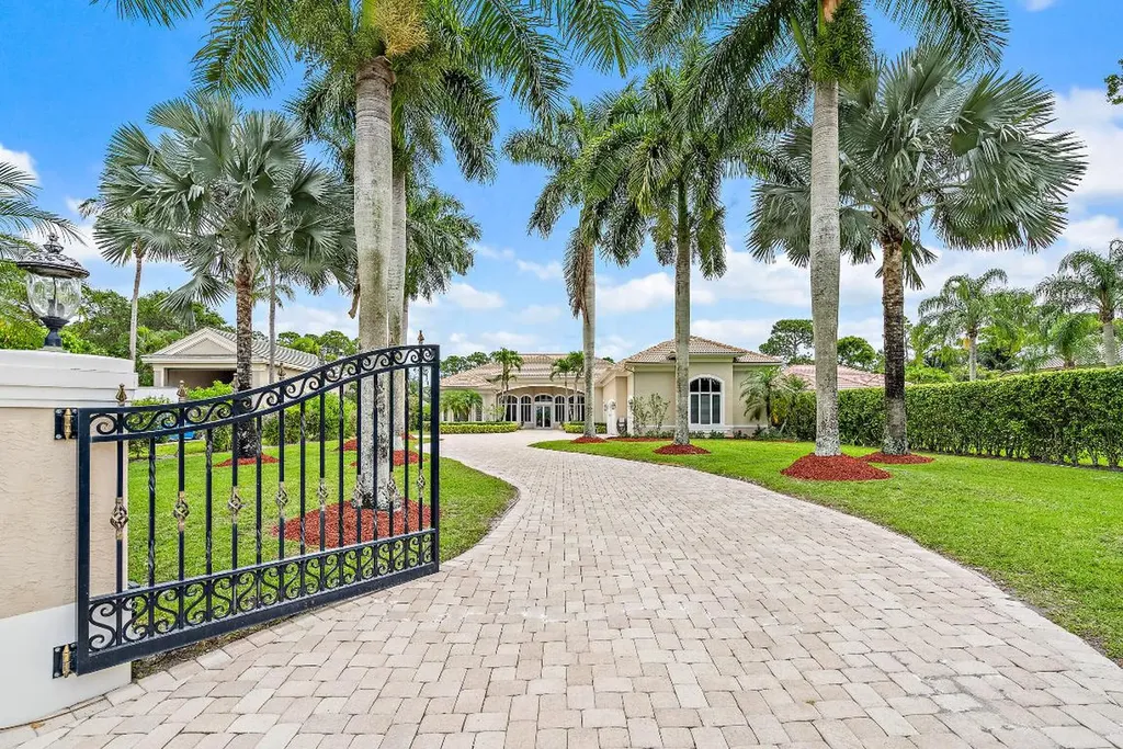 18887 SE Loxahatchee River Road Jupiter FL 33458