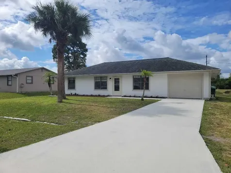 266 SW Airview Avenue Port St Lucie FL 34984