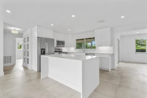 152 SE 27th Avenue Boynton Beach FL 33435