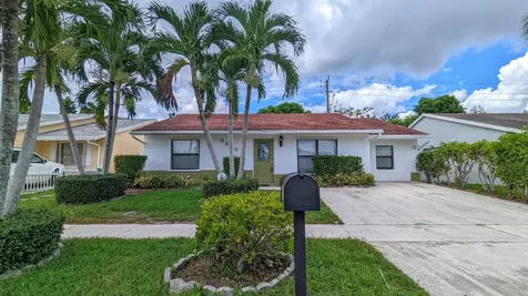 5958 Ithaca Circle W Lake Worth FL 33463