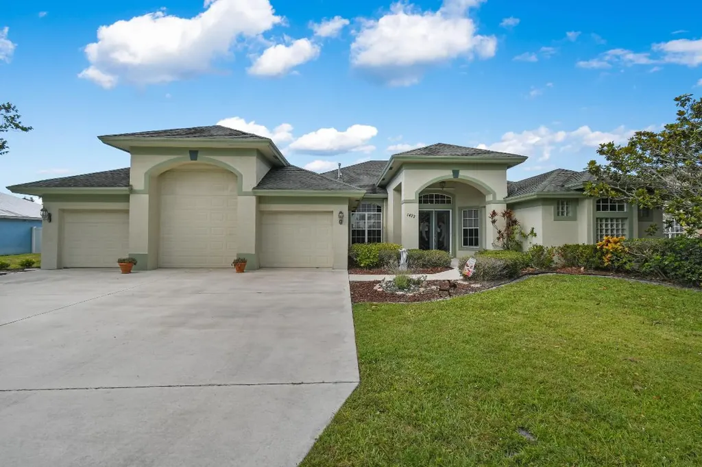 1477 SE Westmoreland Boulevard Port St Lucie FL 34952