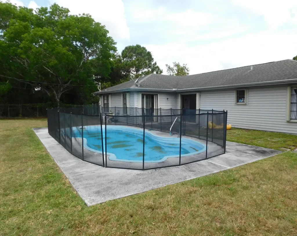 522 SW Souris Avenue Port St Lucie FL 34953