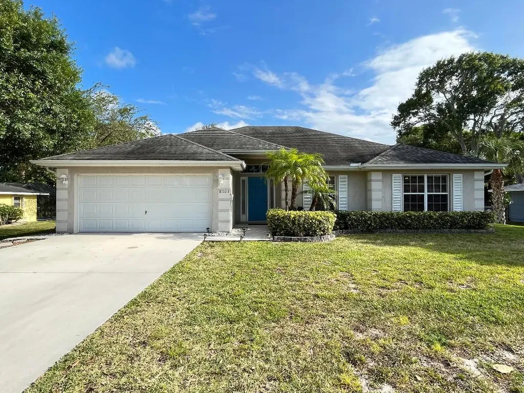 8503 Lakeland Boulevard Fort Pierce FL 34951