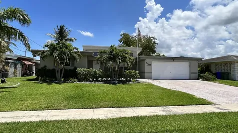 6288 Lakeshore Drive Margate FL 33063
