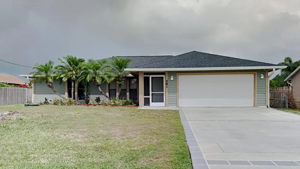 581 NW Grenada Street Port St Lucie FL 34983