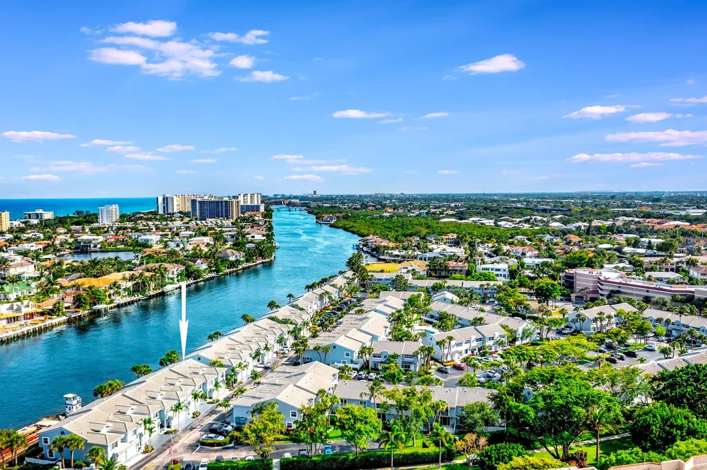 892 Jeffery Street Boca Raton FL 33487