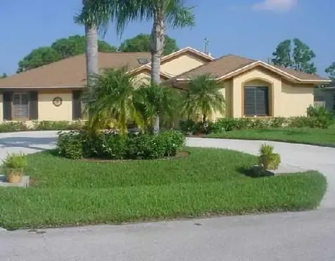 2431 SE Caligula Avenue Port St Lucie FL 34952