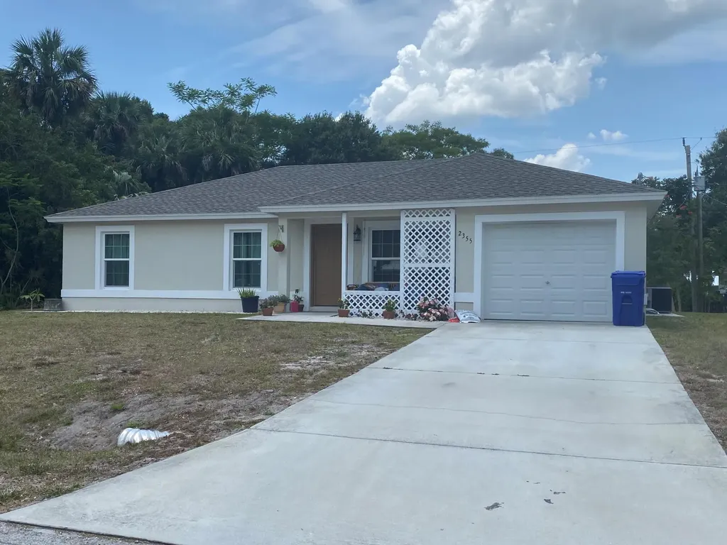 2355 27th Drive SW Vero Beach FL 32968