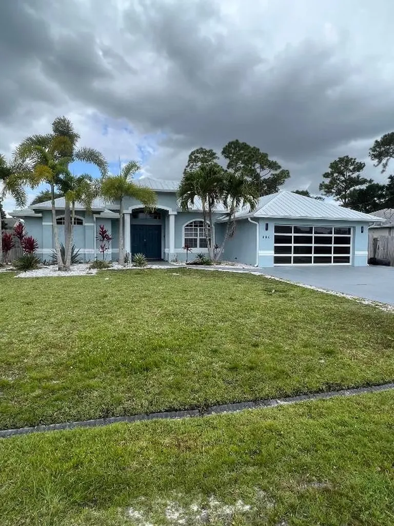886 SW Curtis Street Port St Lucie FL 34983
