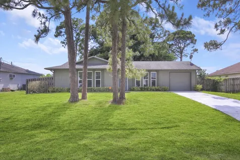 1474 SE Barker Lane Port St Lucie FL 34983