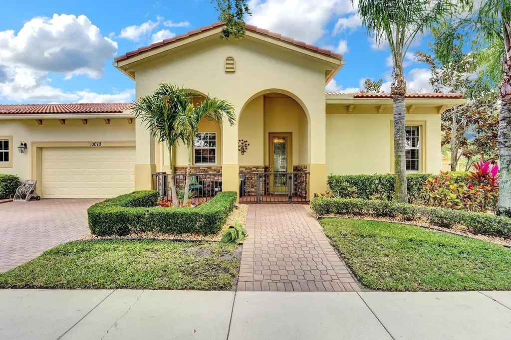 10070 SW Dolce Road Port St Lucie FL 34986
