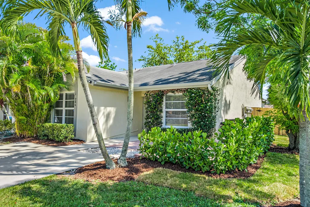 286 Palmetto Court Jupiter FL 33458
