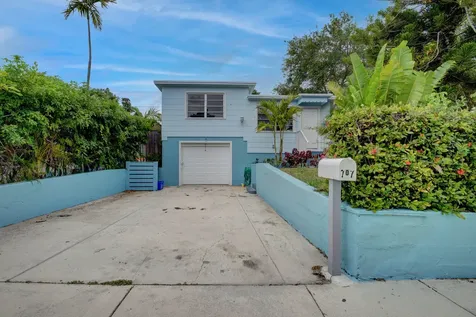 707 S Pine Street Lake Worth Beach FL 33460