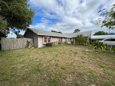 2455 12th Avenue SW Vero Beach FL 32962