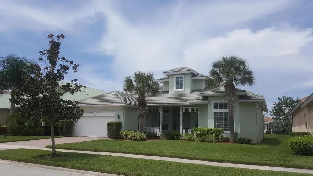 185 NW Magnolia Lakes Boulevard Port St Lucie FL 34986