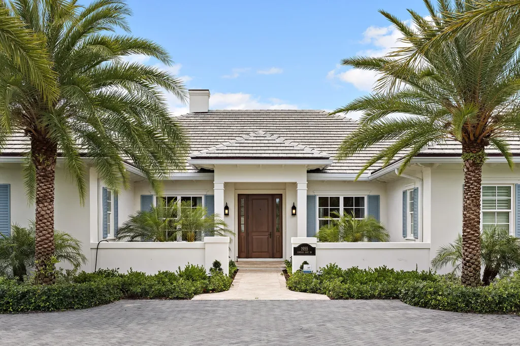 1955 Compass Cove Drive Vero Beach FL 32963