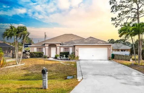 1818 SW Elijah Avenue Port St Lucie FL 34953