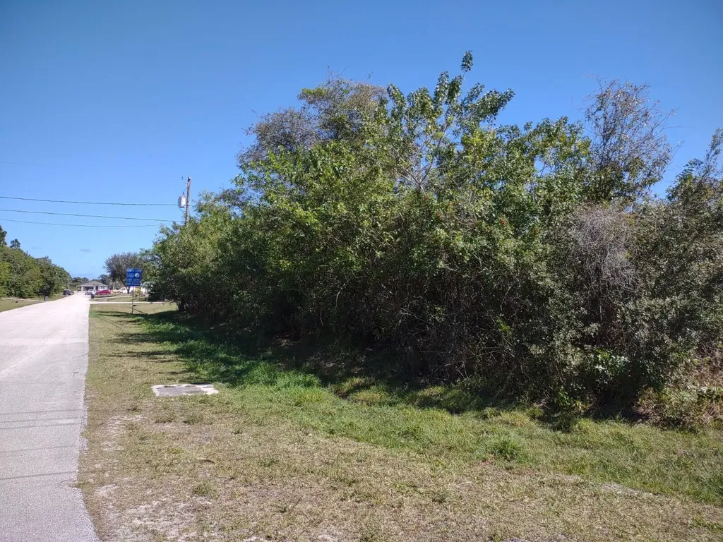 257 SW Kestor Drive Port St Lucie FL 34953