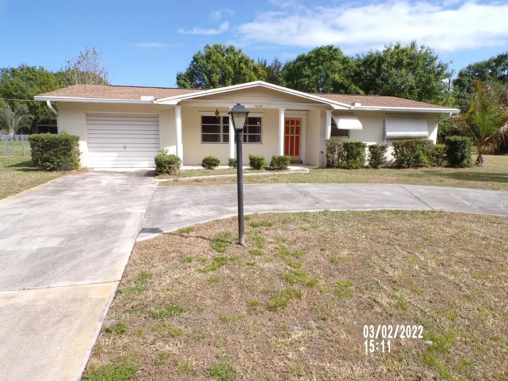 5608 Winter Garden Parkway Fort Pierce FL 34951