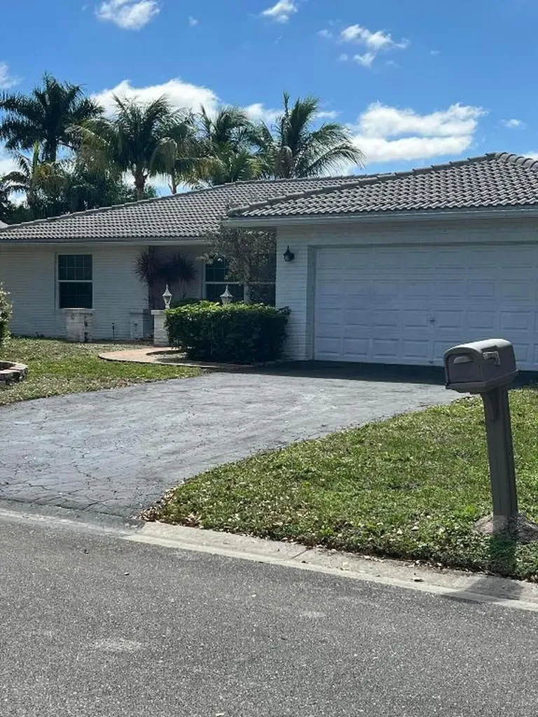 10740 NW 17th Manor Coral Springs FL 33071