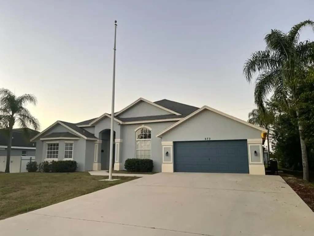 573 SW Nautical Avenue Port St Lucie FL 34984