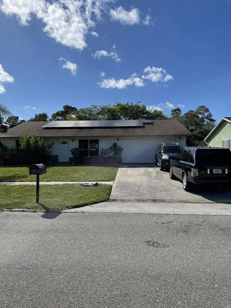 7069 Glenwood Drive Boynton Beach FL 33436