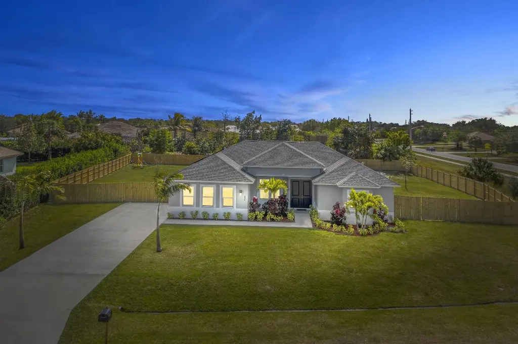 296 SW Millard Drive Port St Lucie FL 34953