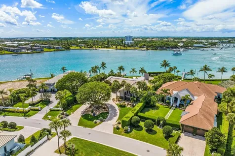 90 Lighthouse Drive Jupiter Inlet Colony FL 33469