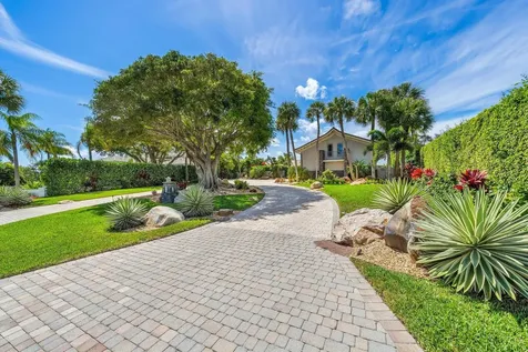 90 Lighthouse Drive Jupiter Inlet Colony FL 33469