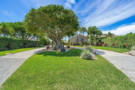90 Lighthouse Drive Jupiter Inlet Colony FL 33469