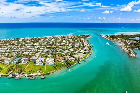 90 Lighthouse Drive Jupiter Inlet Colony FL 33469
