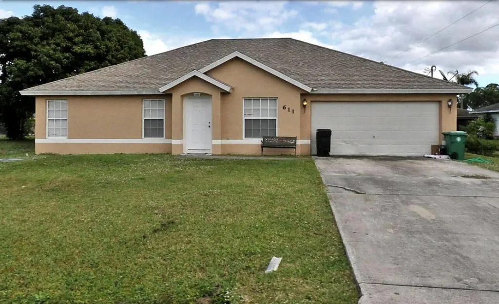 611 NW Kildare Street Port St Lucie FL 34983