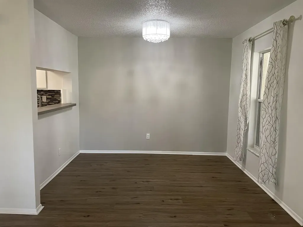 2203 Northlake Drive Sanford FL 32773