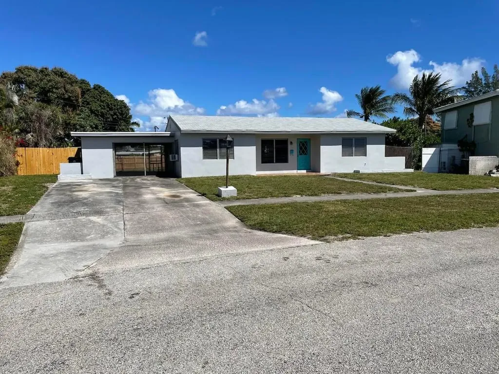 1716 Katherine Court Lake Worth FL 33461