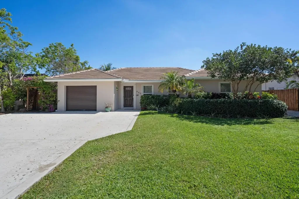890 NW 6th Avenue Boca Raton FL 33432