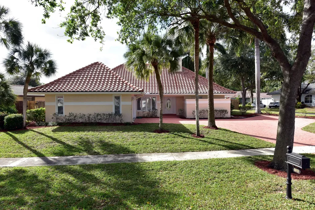 6813 Viento Way Boca Raton FL 33433