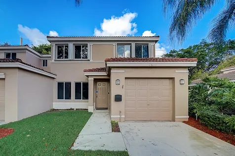 1611 W Harmony Lake Circle Davie FL 33324