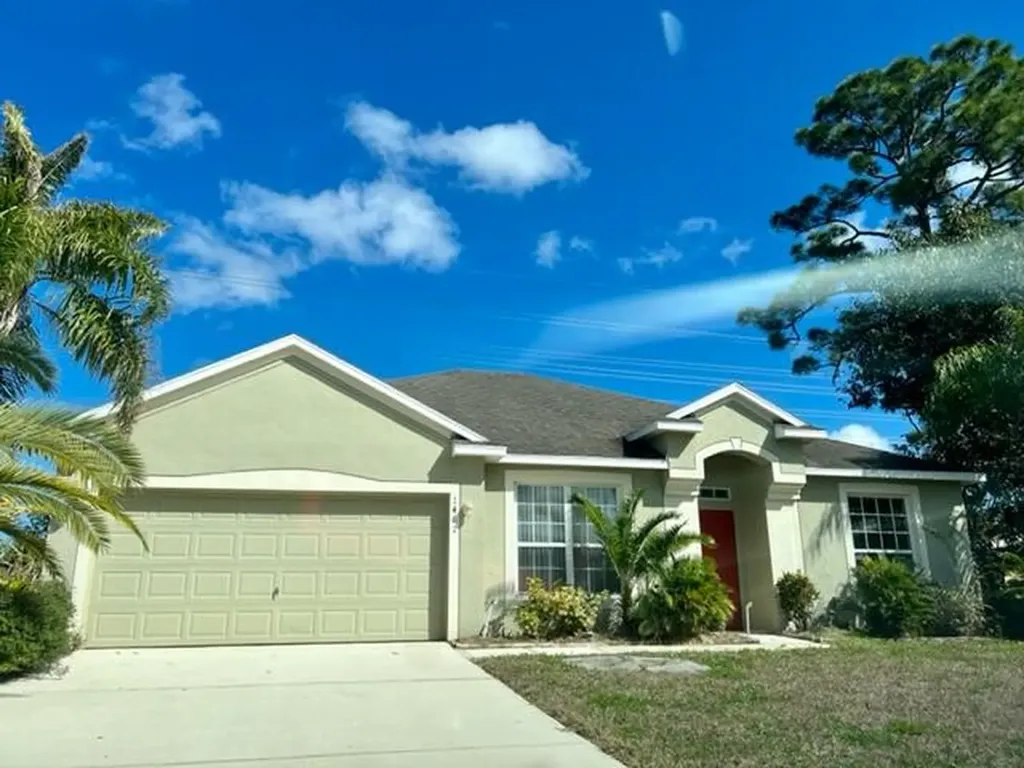 1461 Glencove Avenue NW Palm Bay FL 32907