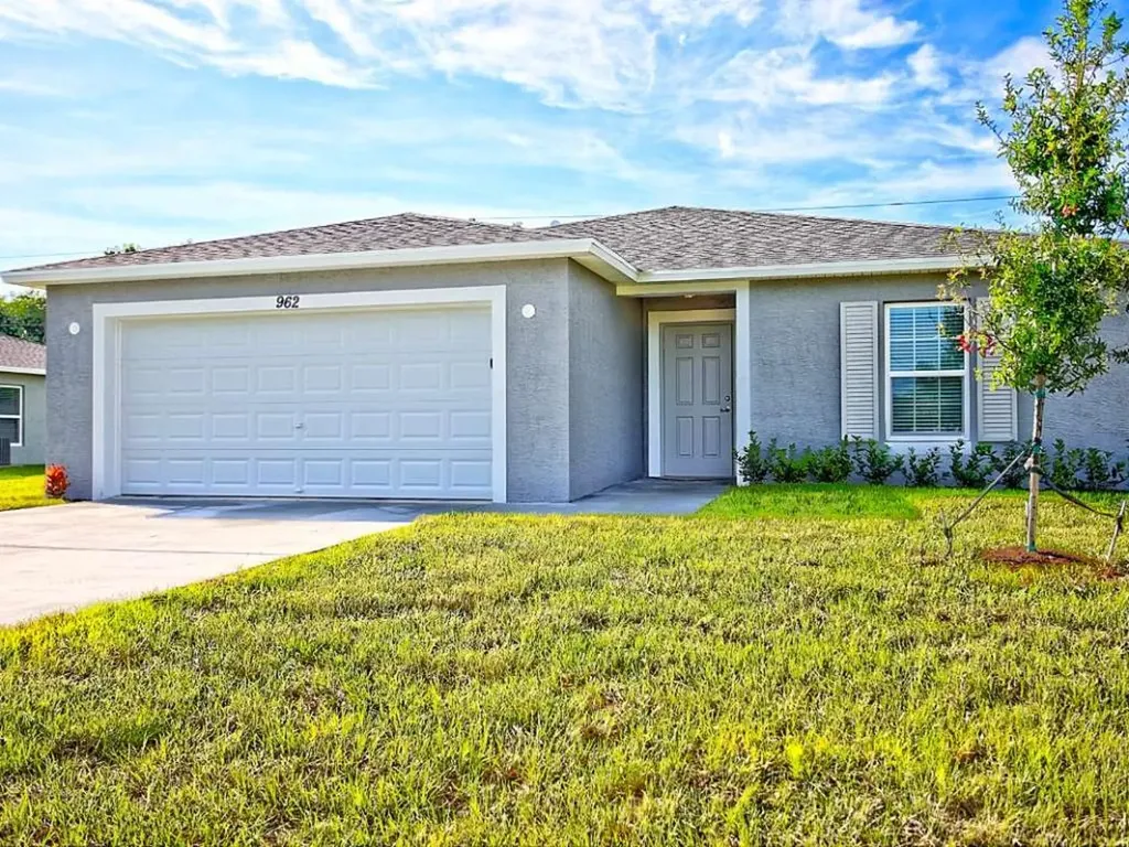 5251 NW Ever Road Port St Lucie FL 34983