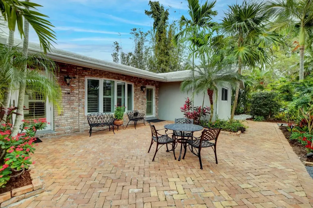 1099 W Camino Real Boca Raton FL 33486