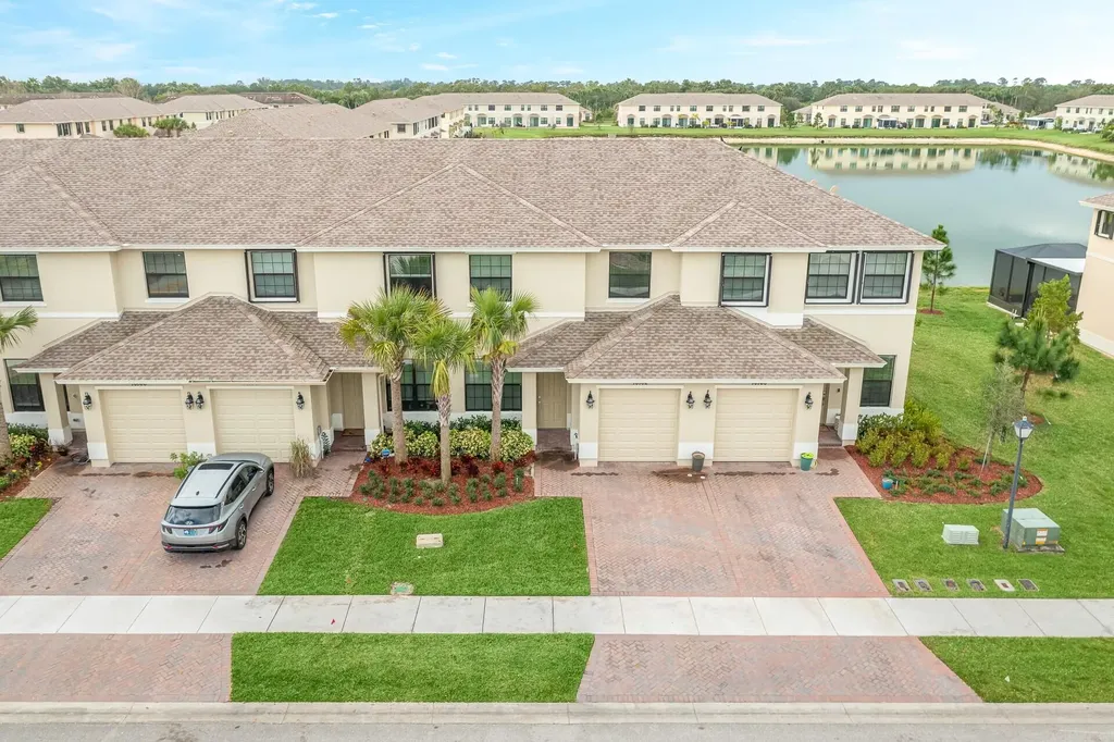 10162 W Villa Circle Vero Beach FL 32966