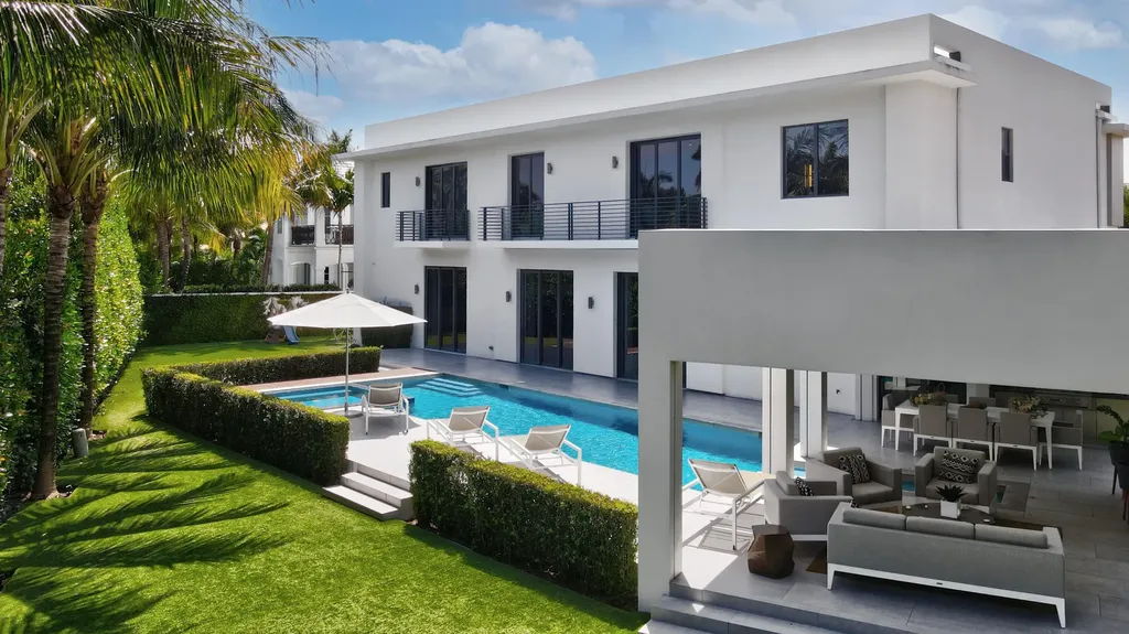 368 S Silver Palm Road Boca Raton FL 33432