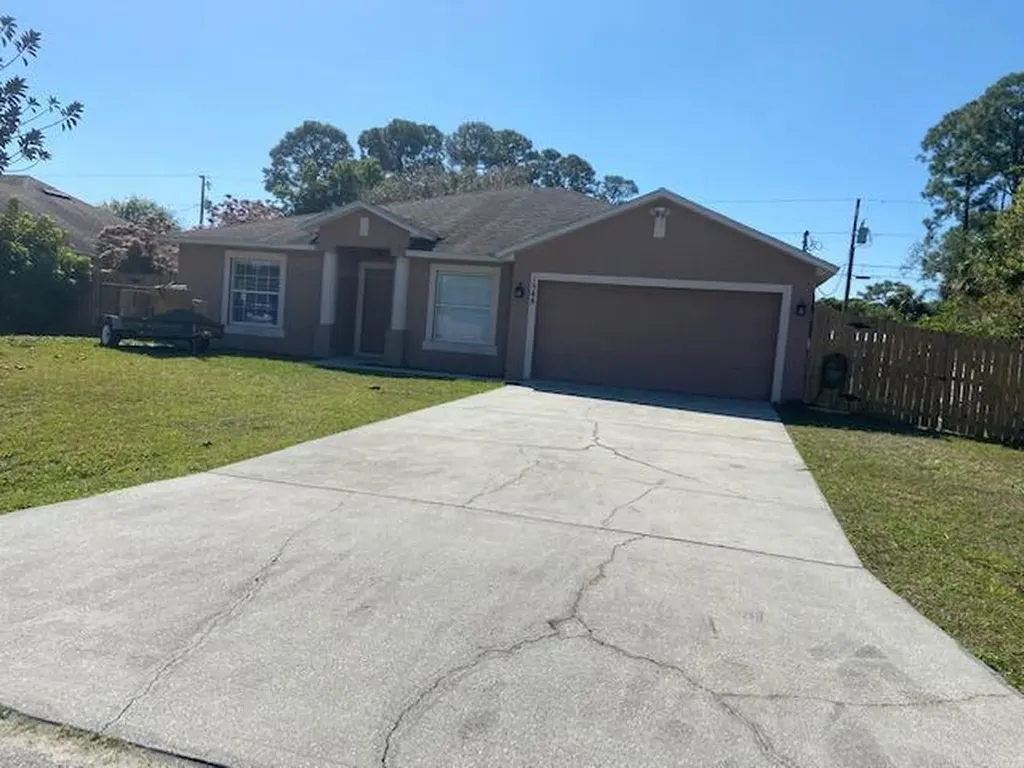 1548 SW Birkey Avenue Port St Lucie FL 34953