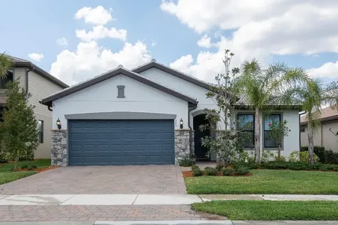 375 SE Courances Drive Port St Lucie FL 34984