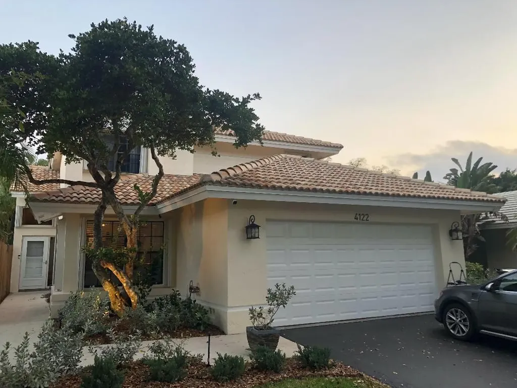 4122 NW 2nd Street Delray Beach FL 33445